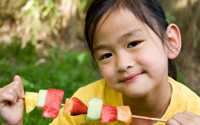 5 Simple Healthy Snacks That Kids Will Love…And Moms Too
